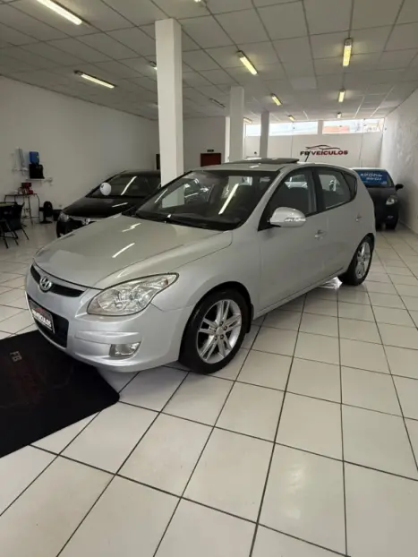HYUNDAI I30 2.0 16V 4P AUTOM�TICO, Foto 2