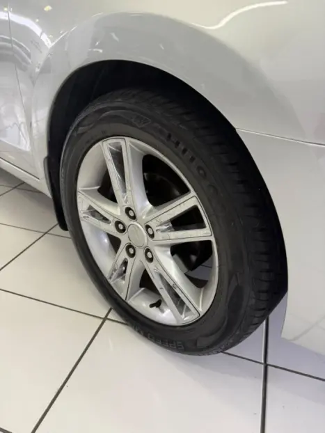HYUNDAI I30 2.0 16V 4P AUTOM�TICO, Foto 10