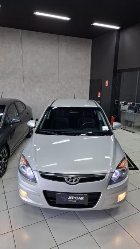 HYUNDAI I30 2.0 16V 4P, Foto 2