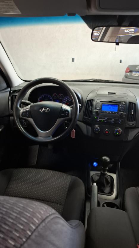 HYUNDAI I30 2.0 16V 4P, Foto 7