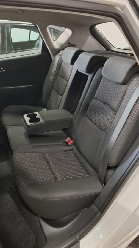 HYUNDAI I30 2.0 16V 4P, Foto 10
