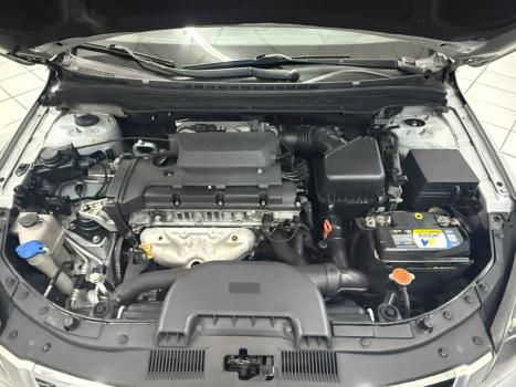 HYUNDAI I30 2.0 16V 4P GLS, Foto 13