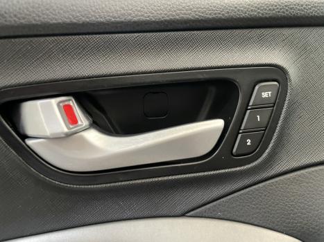 HYUNDAI Santa F� 3.3 V6 24V 4P 4X4 270 CV 7 LUGARES AUTOM�TICO, Foto 22