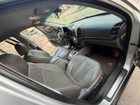 HYUNDAI Santa F� 3.5 V6 24V 4P GLS 285CV 4WD 7 LUGARES AUTOM�TICO, Foto 16