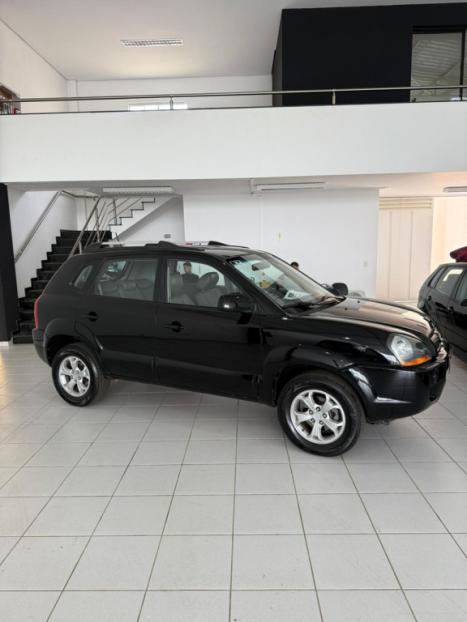HYUNDAI Tucson 2.0 16V 4P GLS FLEX AUTOMÁTICO, Foto 2 HYUNDAI Tucson 2.0 16V 4P GLS FLEX AUTOMÁTICO, Foto 2