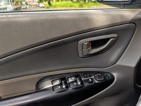 HYUNDAI Tucson 2.0 16V 4P GLS, Foto 17