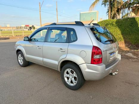 HYUNDAI Tucson 2.0 16V 4P GL, Foto 4