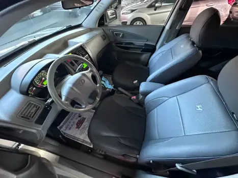 HYUNDAI Tucson 2.0 16V 4P GLS AUTOM�TICO, Foto 3