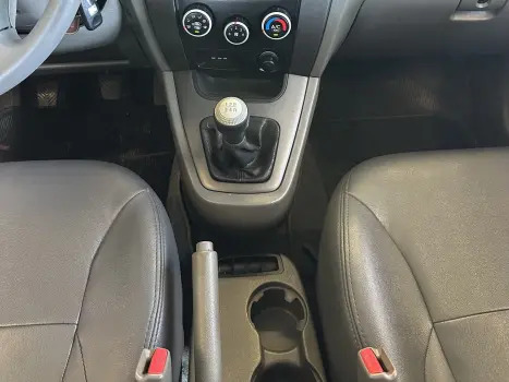 HYUNDAI Tucson 2.0 16V 4P GL, Foto 18