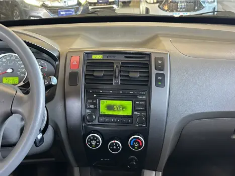 HYUNDAI Tucson 2.0 16V 4P GL, Foto 20