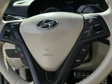 HYUNDAI Veloster 1.6 16V 3P AUTOM�TICO, Foto 12
