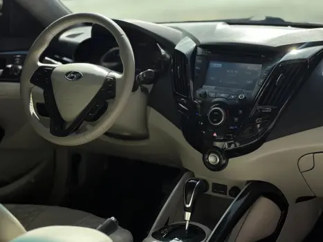 HYUNDAI Veloster 1.6 16V 3P AUTOM�TICO, Foto 15