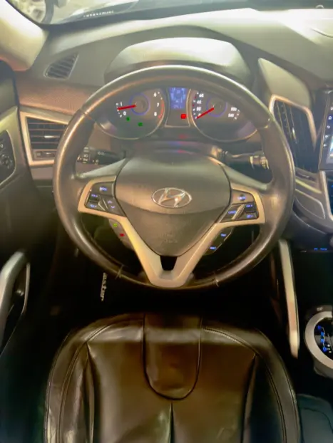 HYUNDAI Veloster 1.6 16V 3P AUTOM�TICO, Foto 9