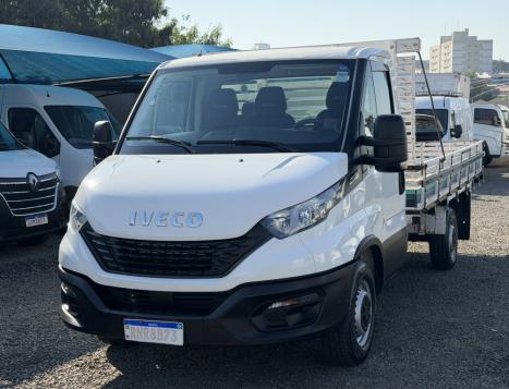 IVECO Daily 2.3 16V 30-130 TURBO DIESEL CABINE SIMPLES, Foto 2
