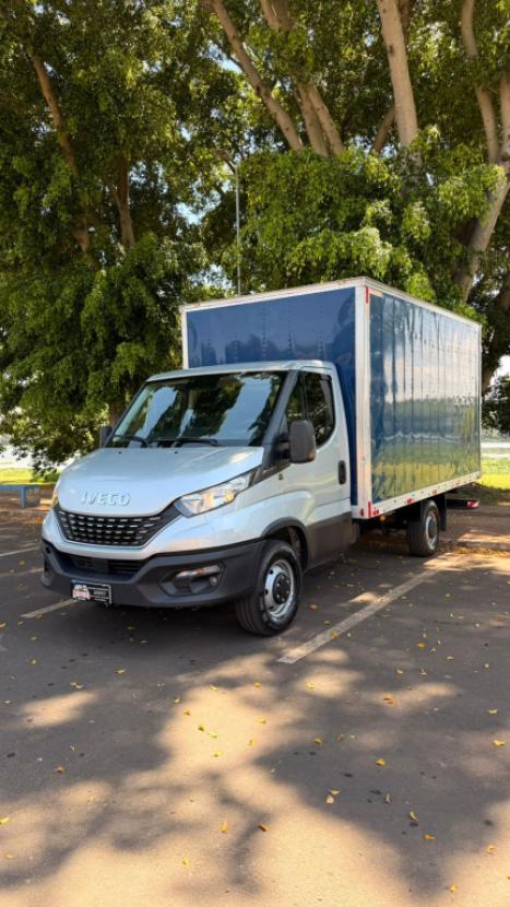 IVECO Daily 3.0 16V 35-150 TURBO DIESEL CABINE SIMPLES DIESEL, Foto 4