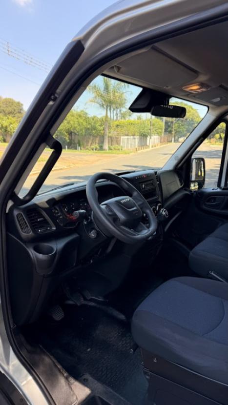IVECO Daily 3.0 16V 35-150 TURBO DIESEL CABINE SIMPLES DIESEL, Foto 5