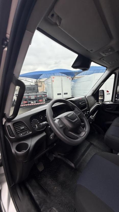 IVECO Daily 3.0 16V 35-150 TURBO DIESEL CABINE SIMPLES DIESEL, Foto 6