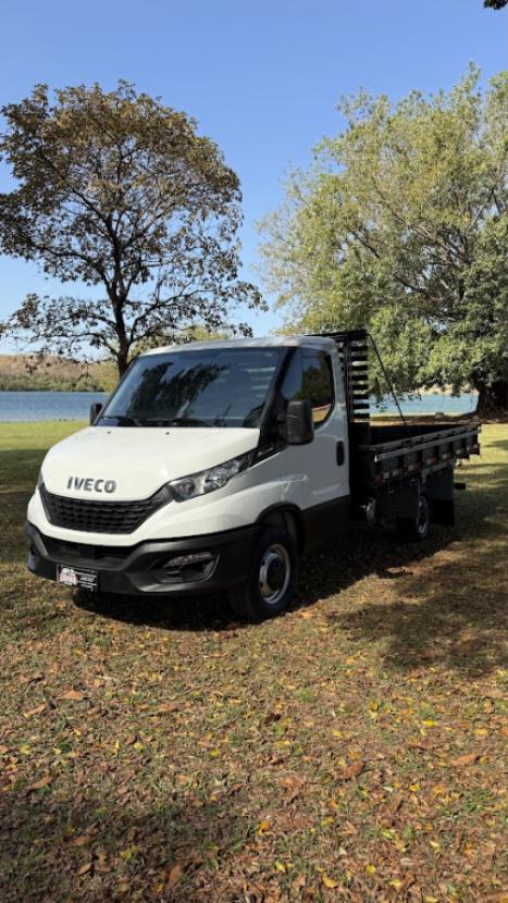 IVECO Daily 3.0 16V 35-150 TURBO DIESEL CABINE SIMPLES DIESEL, Foto 3