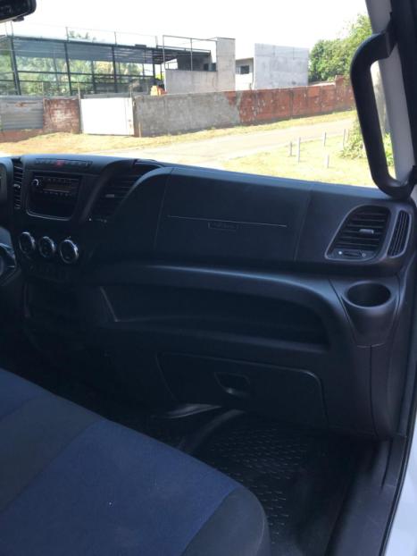 IVECO Daily 3.0 16V 35-150 TURBO DIESEL CABINE SIMPLES DIESEL, Foto 7