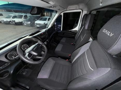 IVECO Daily 3.0 16V 35-160 TURBO DIESEL INTERCOOLER CABINE SIMPLES, Foto 6