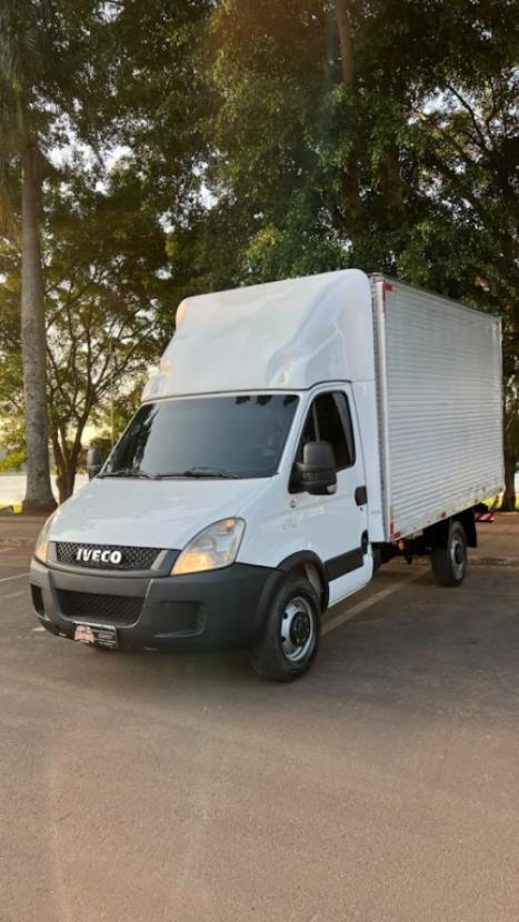 IVECO Daily 3.0 16V 35-14 TURBO DIESEL INTERCOOLER CHASSI CABINE, Foto 7