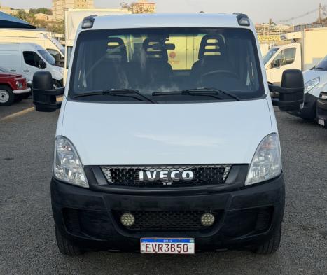 IVECO Daily 3.0 16V 35-S14 TURBO DIESEL INTERCOOLER CHASSI CABINE, Foto 4