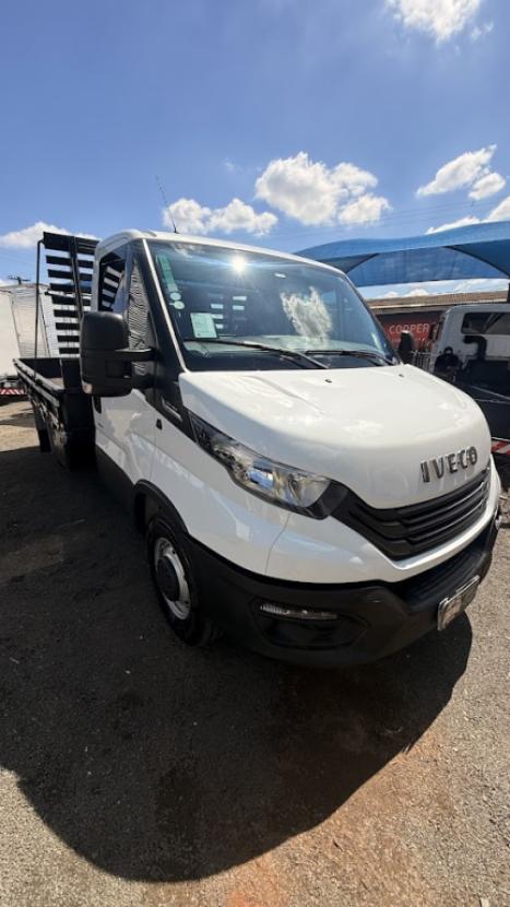 IVECO Daily 3.0 16V 35-160 TURBO DIESEL INTERCOOLER CABINE SIMPLES, Foto 2