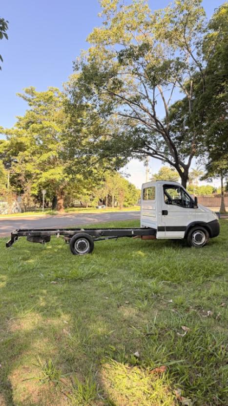 IVECO Daily 3.0 16V 35-S14 TURBO DIESEL INTERCOOLER CHASSI CABINE, Foto 7