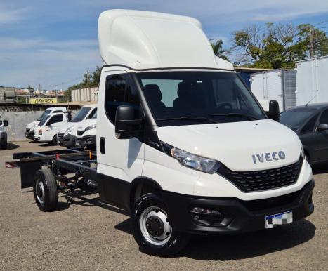 IVECO Daily 35-150 CABINE SIMPLES DIESEL, Foto 1