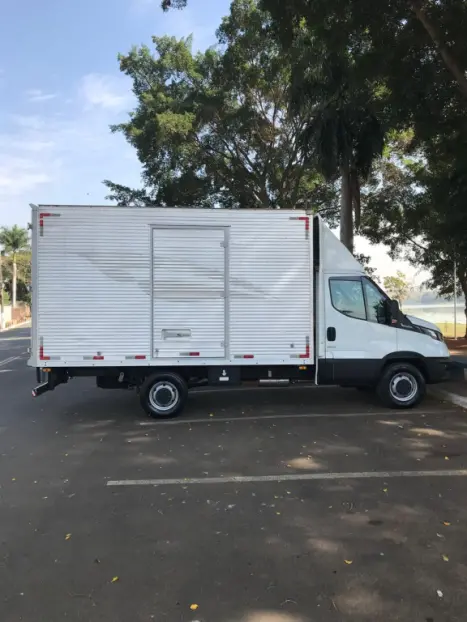 IVECO Daily 35-160 CABINE SIMPLES DIESEL, Foto 8