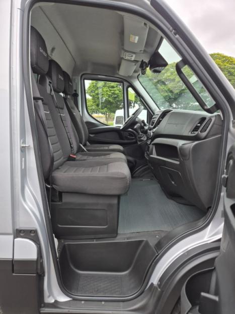 IVECO Daily 35-180 CABINE SIMPLES NO CHASSI AUTOM�TICO, Foto 12