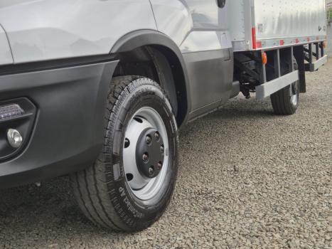 IVECO Daily 35-180 CABINE SIMPLES NO CHASSI AUTOM�TICO, Foto 21