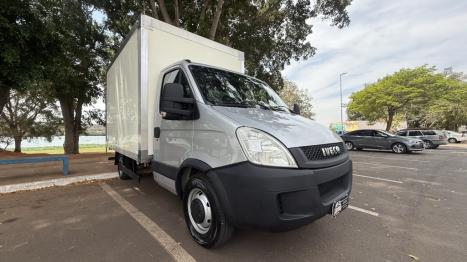 IVECO Daily 35S14 DIESEL CHASSI CABINE TURBO INTERCOOLER, Foto 1