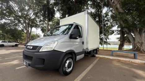 IVECO Daily 35S14 DIESEL CHASSI CABINE TURBO INTERCOOLER, Foto 3