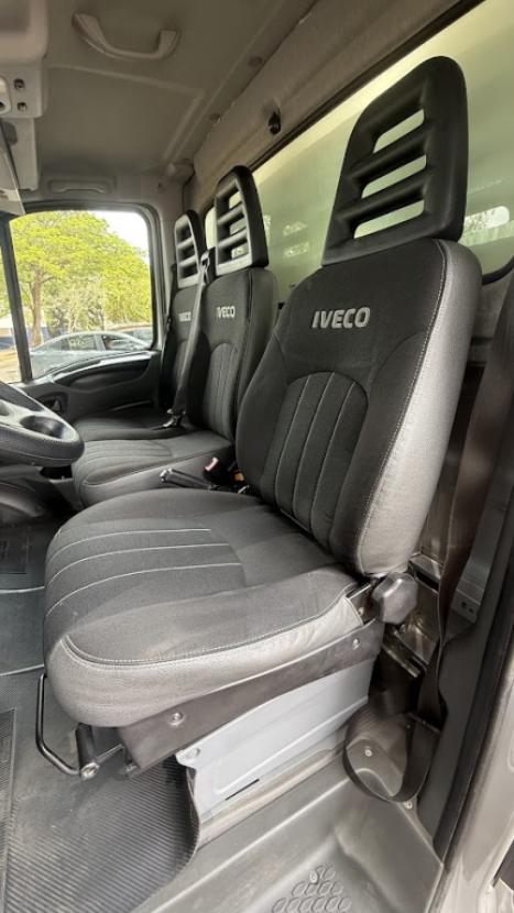 IVECO Daily 35S14 DIESEL CHASSI CABINE TURBO INTERCOOLER, Foto 16