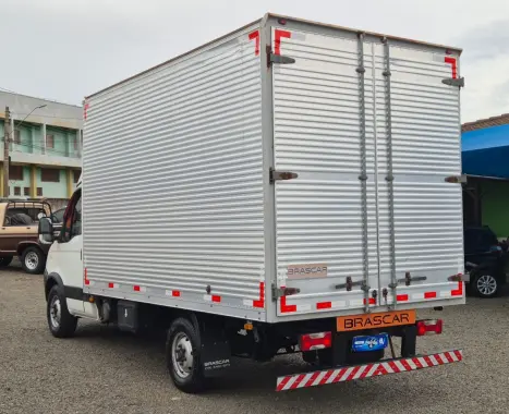 IVECO Daily 35S14 DIESEL CHASSI CABINE TURBO INTERCOOLER, Foto 6