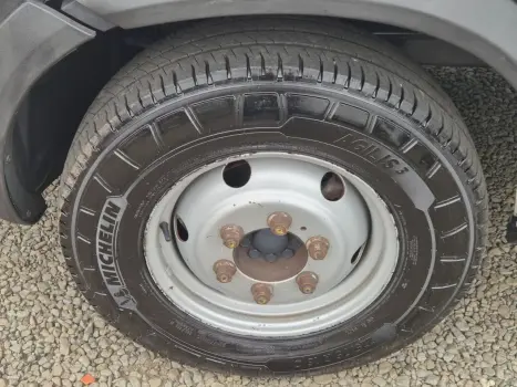 IVECO Daily 35S14 DIESEL CHASSI CABINE TURBO INTERCOOLER, Foto 9