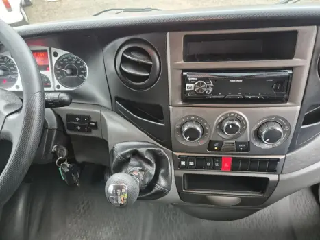 IVECO Daily 35S14 DIESEL CHASSI CABINE TURBO INTERCOOLER, Foto 14