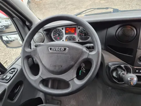 IVECO Daily 35S14 DIESEL CHASSI CABINE TURBO INTERCOOLER, Foto 15