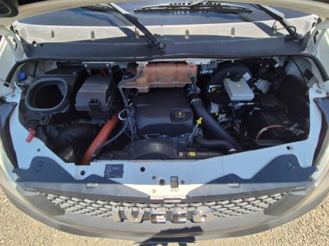 IVECO Daily 35S14 DIESEL CHASSI CABINE TURBO INTERCOOLER, Foto 14