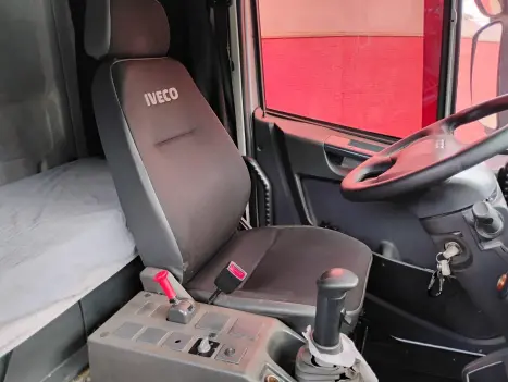 IVECO Tector 240E28, Foto 16
