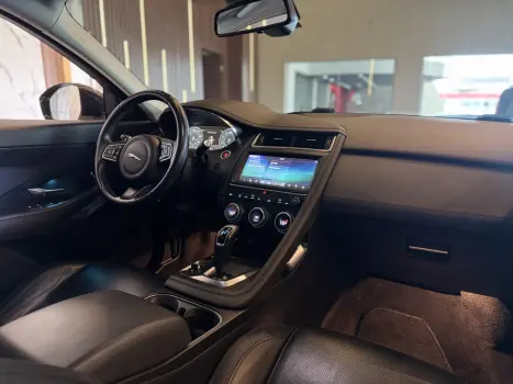 JAGUAR E-Pace 2.0 16V 4P P250 AWD TURBO AUTOM�TICO, Foto 18