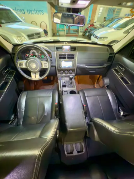 JEEP Cherokee 3.7 V6 12V 4P 4X4 LIMITED AUTOMTICO, Foto 7