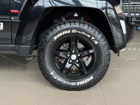 JEEP Cherokee 3.7 V6 12V 4P 4X4 LIMITED AUTOM�TICO, Foto 10