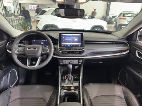 JEEP Commander 1.3 16V 4P FLEX T270 LONGITUDE TURBO AUTOM�TICO, Foto 9