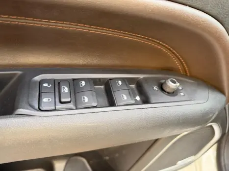 JEEP Commander 1.3 16V 4P FLEX T270 OVERLAND TURBO AUTOM�TICO AT6, Foto 12