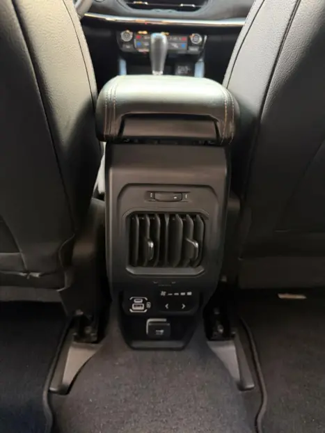 JEEP Commander 1.3 16V 4P FLEX T270 LIMITED TURBO AUTOM�TICO AT6, Foto 20