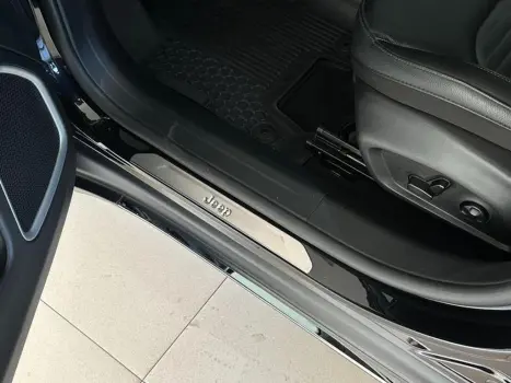 JEEP Commander 1.3 16V 4P FLEX T270 LIMITED TURBO AUTOM�TICO AT6, Foto 12