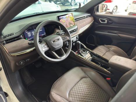 JEEP Commander 2.0 16V 4P TD380 OVERLAND 4X4 TURBO DIESEL AUTOM�TICO AT9, Foto 8