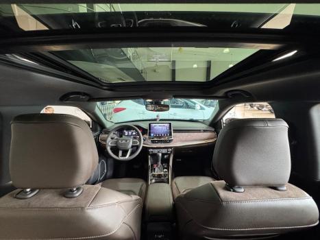 JEEP Commander 2.0 16V 4P TD380 OVERLAND 4X4 TURBO DIESEL AUTOM�TICO AT9, Foto 11